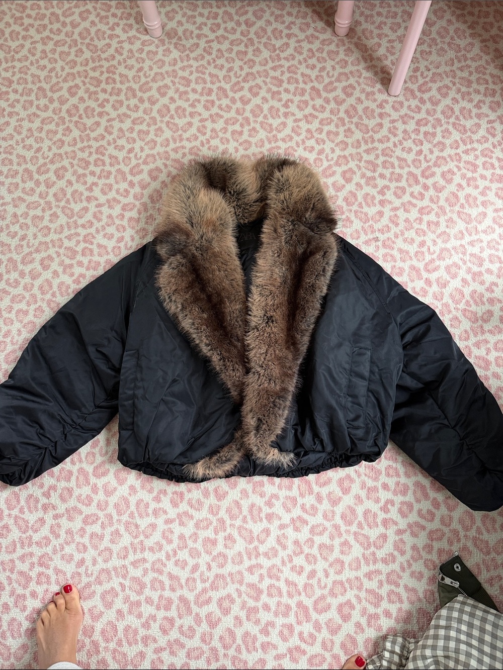 VIRAL Zara Black Jacket with Brown Faux-Fur Trim size small